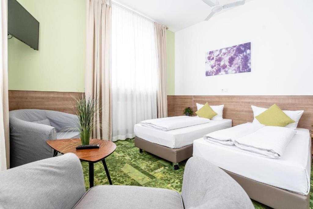 24Seven Apartments - Self Check-In アルトドルフ エクステリア 写真