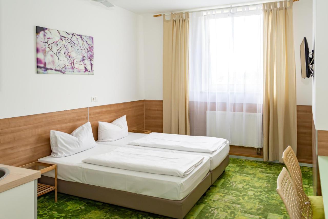24Seven Apartments - Self Check-In アルトドルフ エクステリア 写真