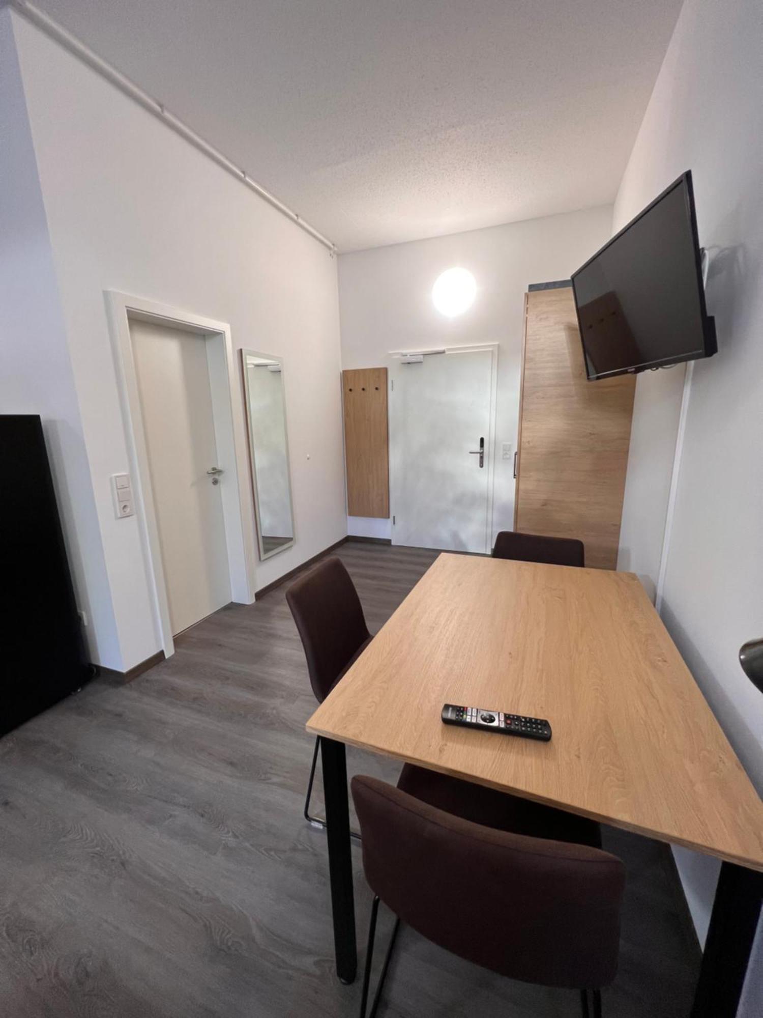 24Seven Apartments - Self Check-In アルトドルフ エクステリア 写真